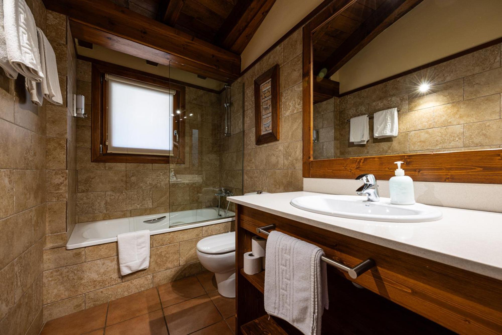Aparthotel Bellver Bellver De Cerdanya Exterior foto
